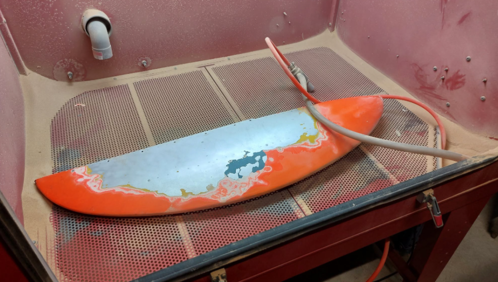 sablage d'un saumon d'aile
